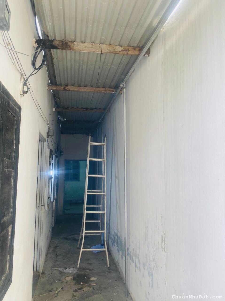 Bán đất tặng nhà cấp bốn Vĩnh Hải - Nha trang