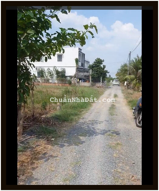 Cần bán rẻ lô đất biệt thự 20 x 25m Huyện Đức Hòa Long An