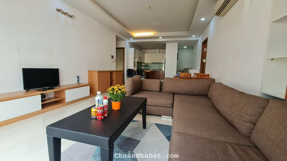 Cho thuê rẻ CHCC 3 phòng ngủ Thảo Điền Pearl full nội thất Q2 TP.HCM