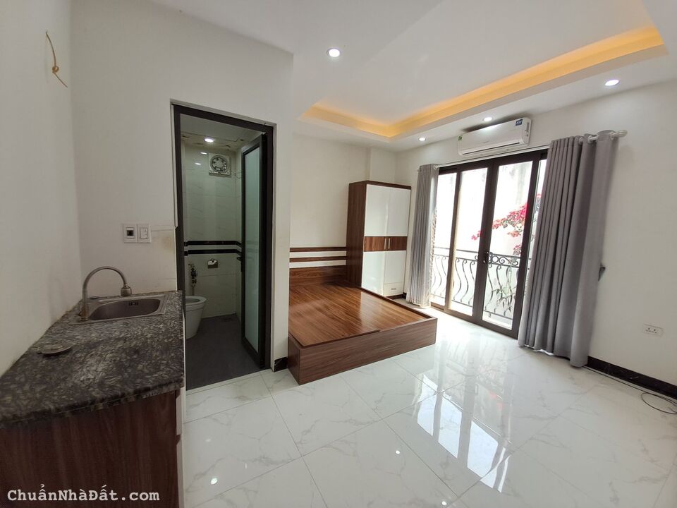 Nhà đẹp mới koong- 20m ra ô tô- 8 phòng cho thuê 50mx5T, giá 6,2 tỷ.