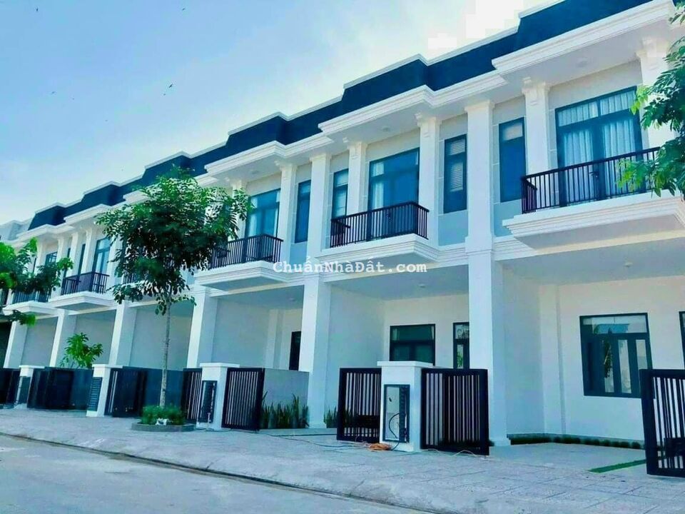 Bán gấp nhà 1 trệt 1 lầu  580 triệu ở KCN ViSip 2