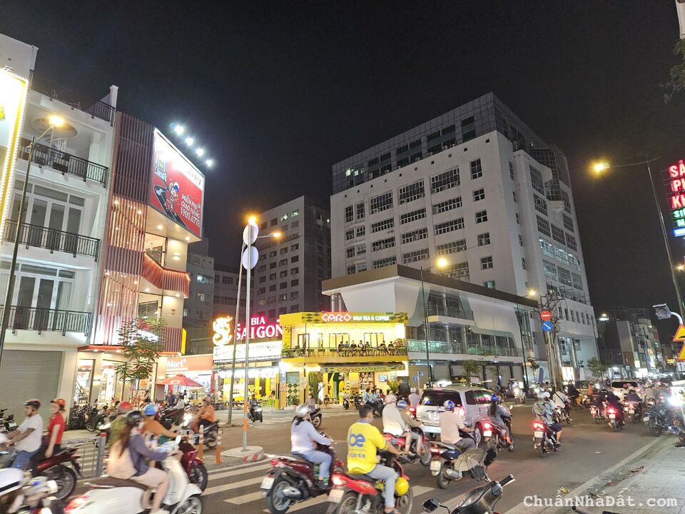 Bán nhà 2 MT Huỳnh Khương An - DT 10x18m - Cấp 4 - Giá 18,2 Tỷ