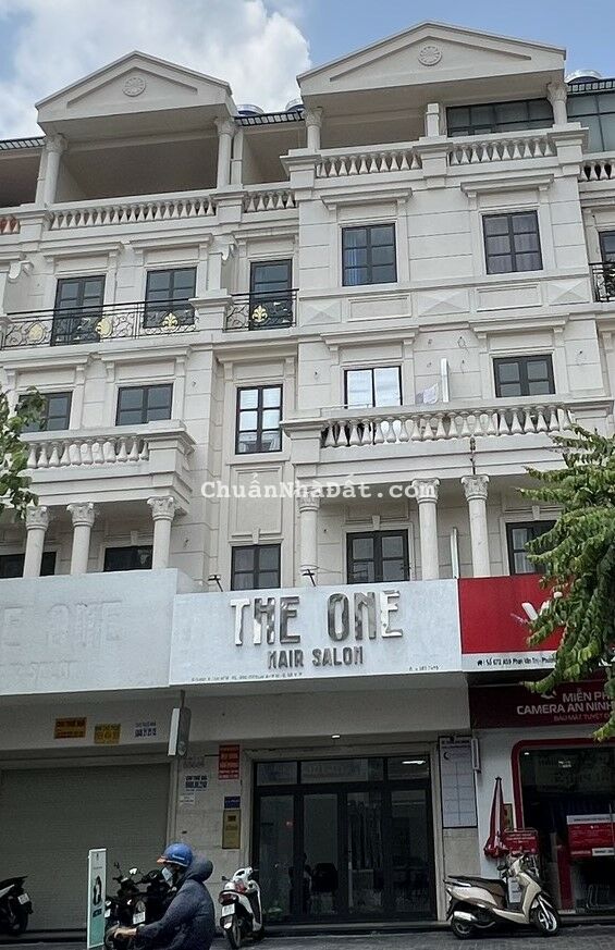 Mặt tiền 672 Phan Văn Trị P10, Cityland Park Hills, thang máy. Giá 28,5 tỷ