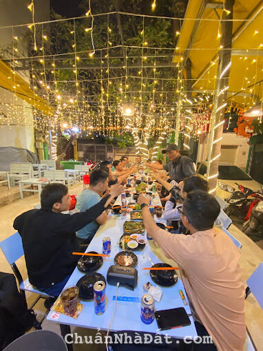 Cho Thuê nhà Mặt Tiền Quận 1 Ngang Lớn <13m x 58m>, DTSD: 700m2