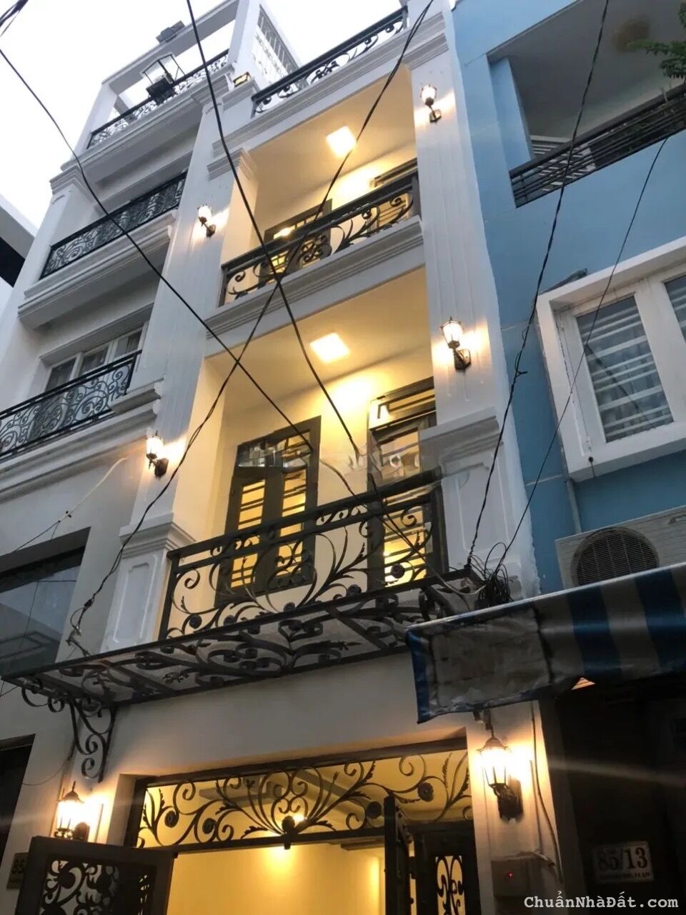 Bán nhà xây dựng kiên cố hẻm xe hơi Nguyễn Đình Chiểu, Phường 04, Phú Nhuận