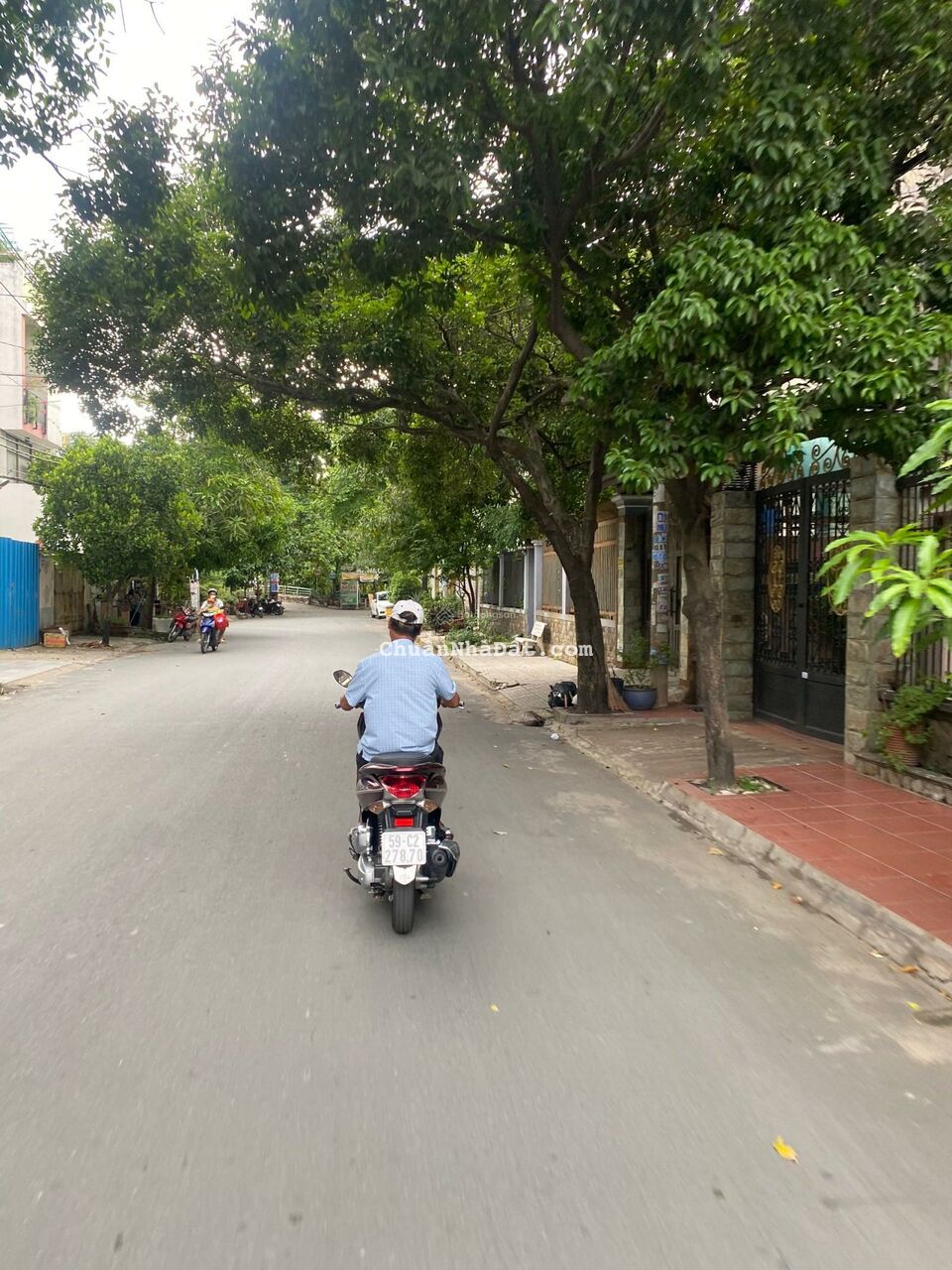 Kẹt tiền bán gấp lô đất Nguyễn Hoàng,q2 gần TTTM,bv Quốc Tế ,Giá 2 tỷ 2,diện tích 80m2