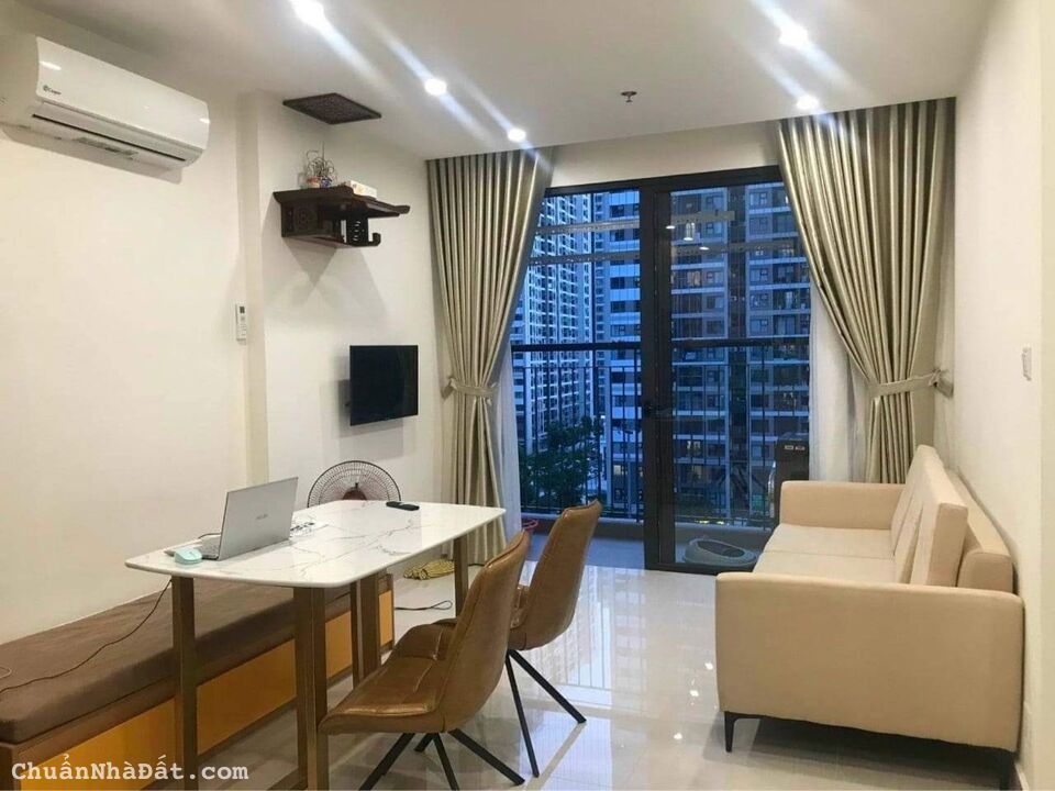 VIEW BỂ BƠI ! Cho thuê chung cư Vinhomes smart city Tây Mỗ 45m 1+ phun đồ ở và làm homes tay 0854555533