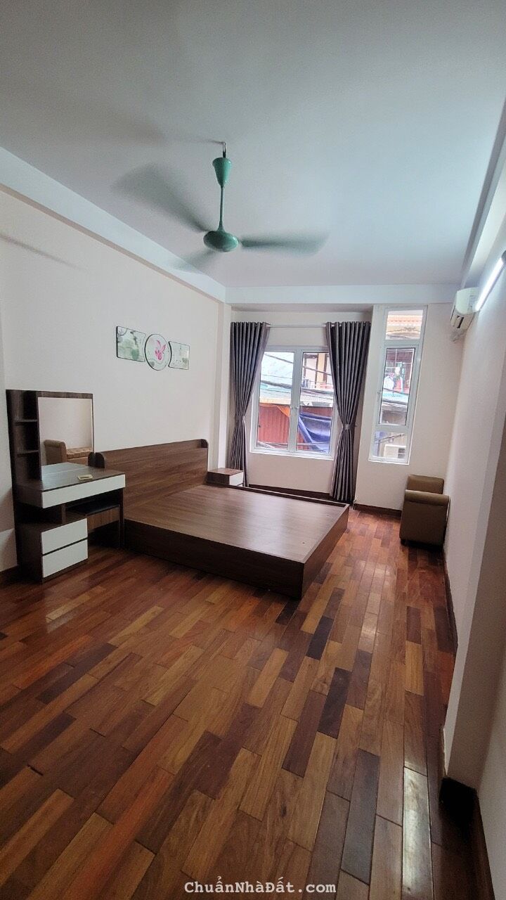 ỐI ZỒI ! Cho thuê nhà ngõ 32 Đỗ Đức Dục Mễ Trì 40mx5T ở và KD 15,5tr Nam Từ Liêm 0854555533