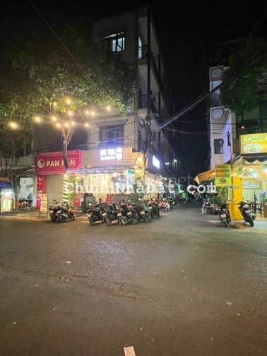 Chính chủ báN Nhà bán góc 2 mặt tiền P17 Lê Thị Hồng DT 4.5x26m, 18 phòng TN 110TR/tháng