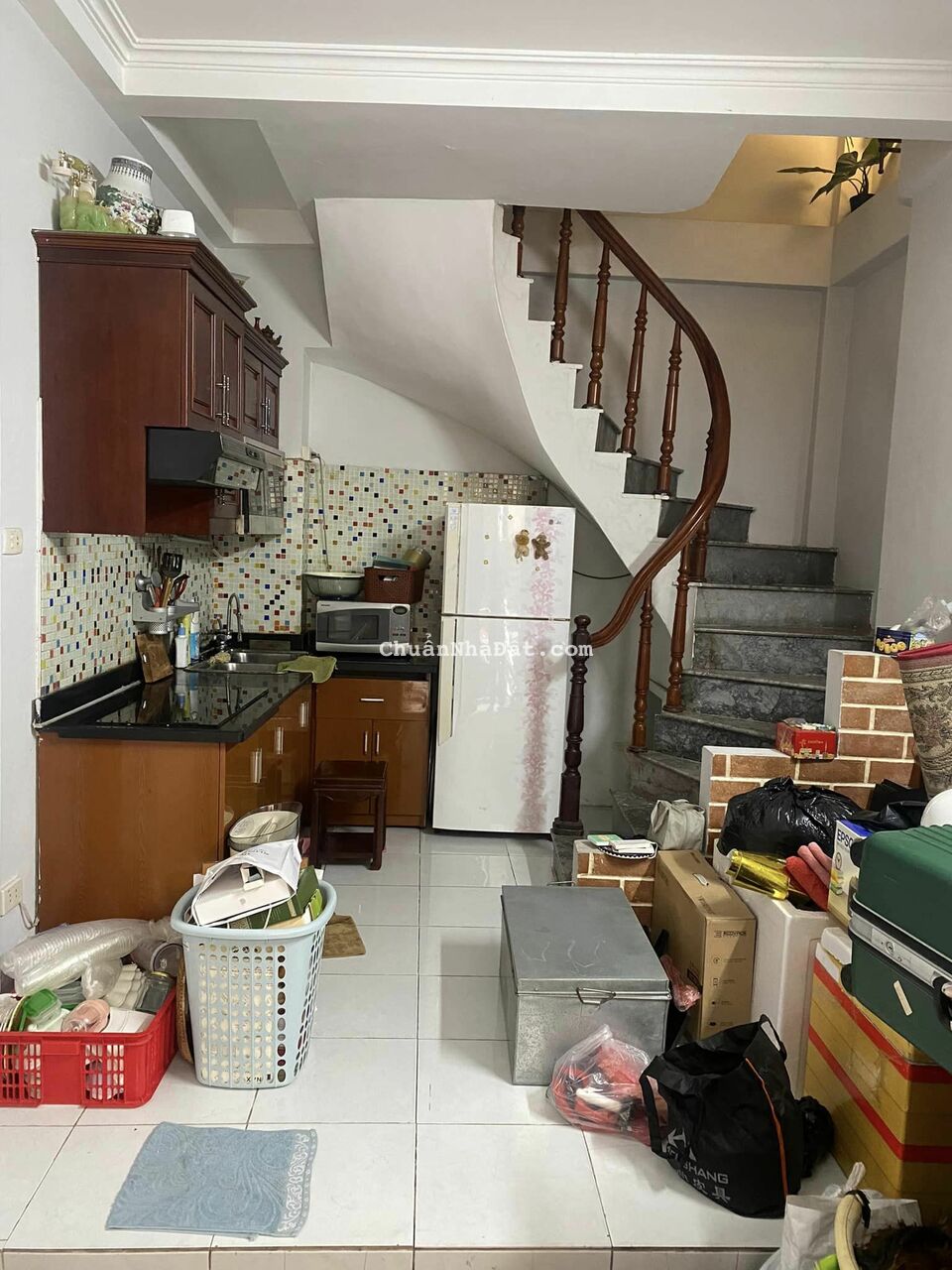 Nhà Phố Hồng Hà 20m 4 tầng  từ tầng 2 đua ra được 30m. 2,8 tỷ Ngõ to Nông