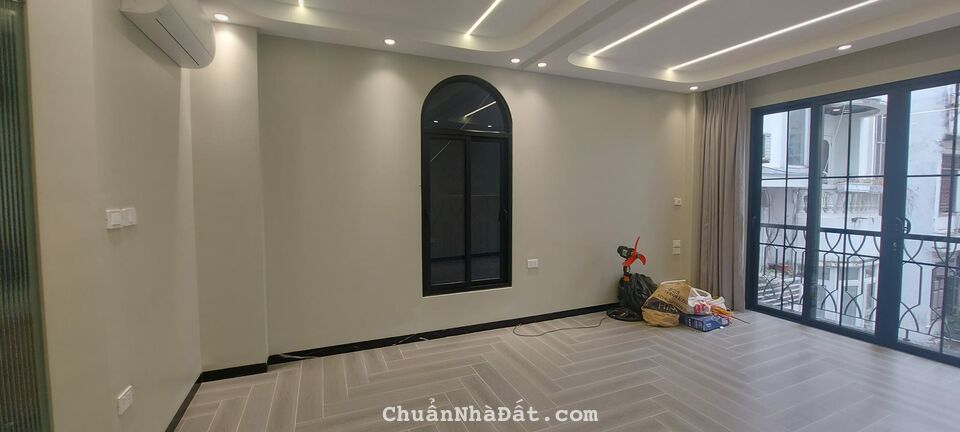 Nhà Phố Lý Nam Đế Hoàn Kiếm 44m 7Tầng Thang Máy Siêu Đẹp Nhà Mới oto Vào Nhà Ở Và Kinh Doanh 15.8tỷ Nhà Phố Lý Nam Đế Hoàn Kiếm 44m 7Tầng Thang Máy Siêu Đẹp Nhà Mới oto Vào Nhà Ở Và Kinh Doanh 15.8tỷ