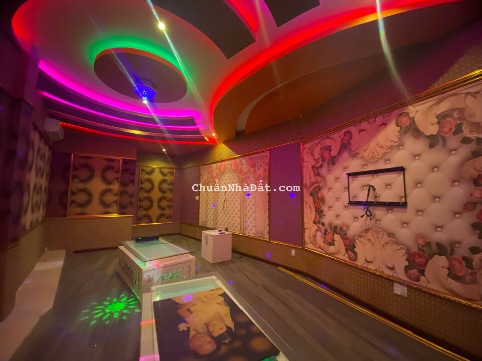 Cho thuê tòa nhà làm văn phòng cty 20x30m.Đúc 4 tấm mặt tiền Hiệp Thành,cách Nguyễn Ảnh Thủ 50m Cho thuê tòa nhà làm văn phòng cty 20x30m.Đúc 4 tấm mặt tiền Hiệp Thành,cách Nguyễn Ảnh Thủ 50m