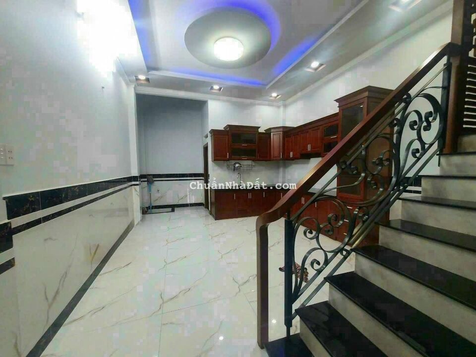 Cho thuê nhà 5x20m.Đúc 4 tấm .Mặt tiền đường TA,phường Thới An.Q12