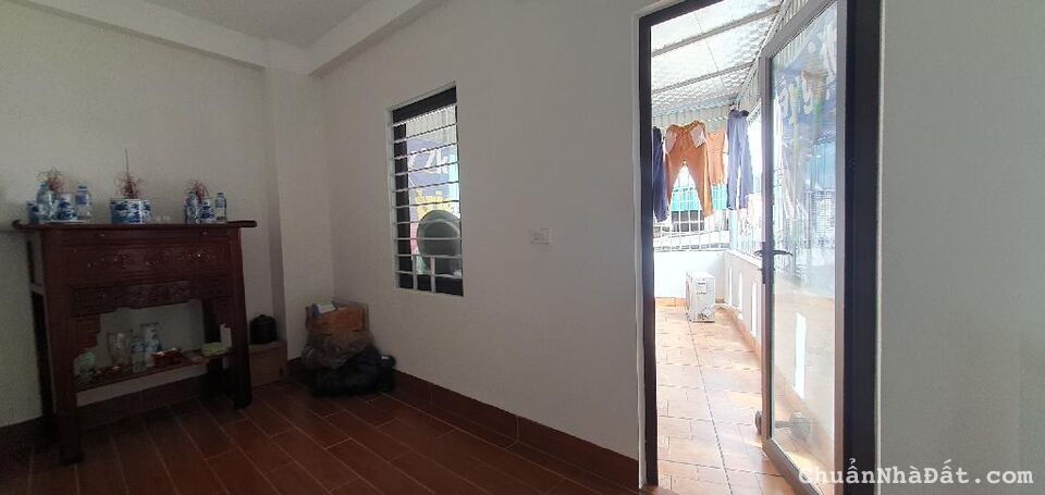 BÁN NHÀ BÁT KHỐI, DT 40M2 X 5 TẦNG, MT 5M. Ô TÔ TRÁNH CÁCH NHÀ 10M. GIÁ 3,35 TỶ.