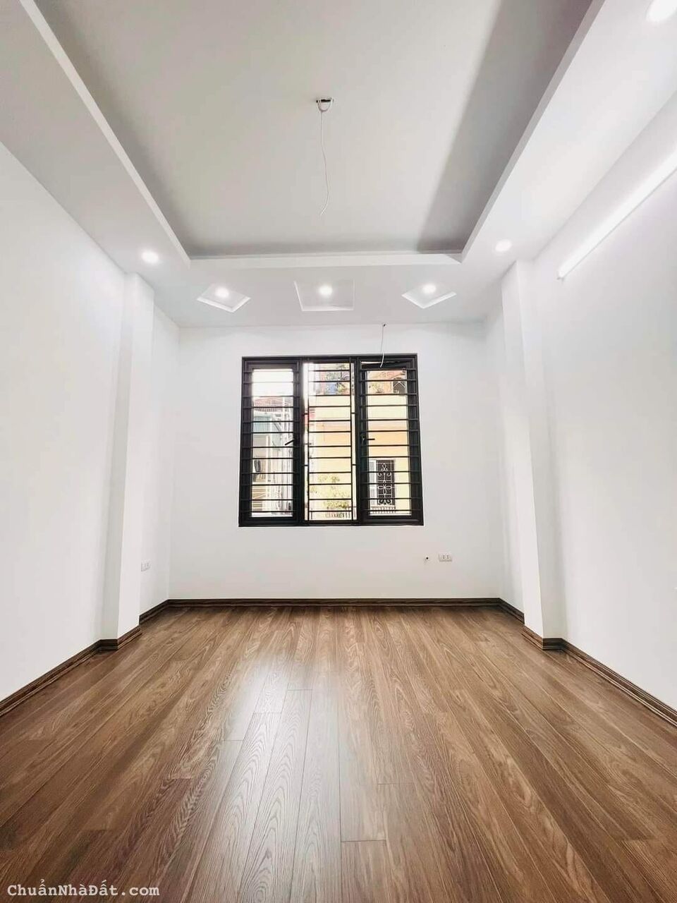 BÁN NHÀ #BÁT_KHỐI, HÀNG XÓM #AEONMALL, DT 40m2/SÀN. MT 4,2m. 15M Ô TÔ TRÁNH. GIÁ 3,55 TỶ. CÓ TL.