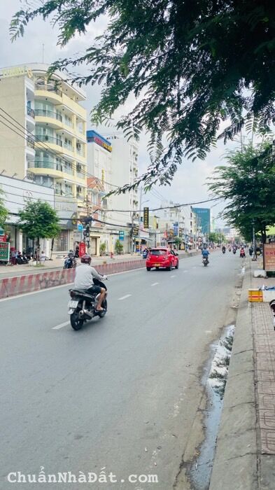 BÁN NHÀ MẶT TIỀN ĐƯỜNG HUỲNH TẤN PHÁT, TRUNG TÂM QUẬN 7,DT 152 MÉT, GIÁ 24 TỶ TL