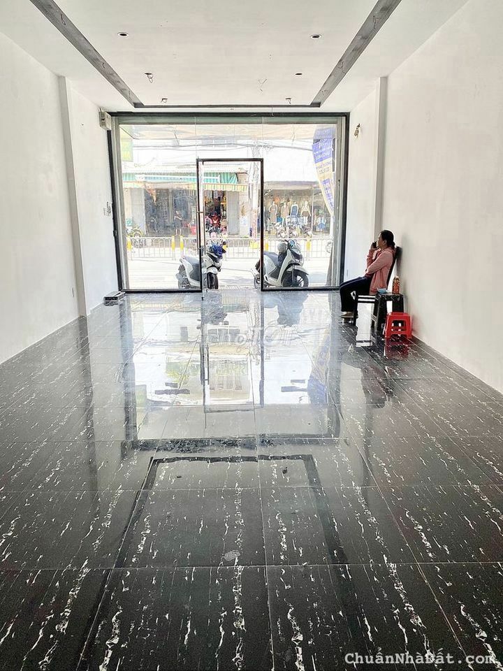 MẶT BẰNG RIÊNG BIỆT NGUYỄN THỊ THẬP-TÂN QUY-QUẬN 7.DT 5X12M GIÁ 30TR