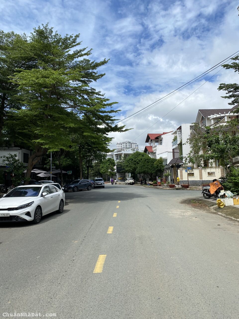 Cho thuê làm văn phòng, showroom tại An Phú An Khánh, vị trí đắc địa, kinh doanh tốt