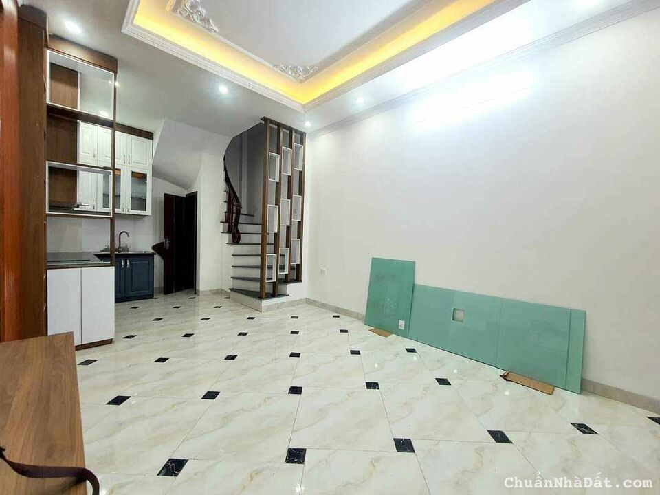 Bán nhà ngõ Bạch Mai, HBT - Nhà mới tinh - Đẹp, hiện đại  - 33m2 x  giá chỉ 3.95 tỷ