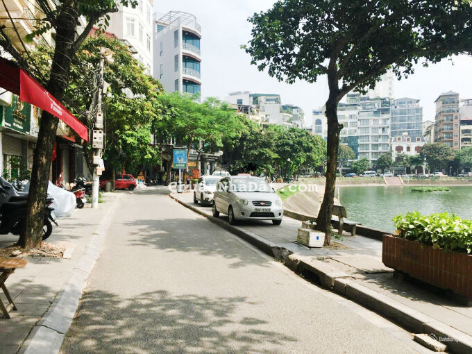 Bán gấp nhà Phố Phạm Huy Thông, Ba Đình 60m2 5 tầng MT 4,3m Ô tô, Thang máy, Gần hồ 10.8 tỷ