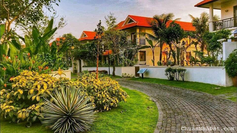 nhà mặt tiền đường TRẦN HƯNG ĐẠO, nại hiên đông, sơn trà, đà nẵng. View sông hàn xem bắn pháo hoa nhà mặt tiền đường TRẦN HƯNG ĐẠO, nại hiên đông, sơn trà, đà nẵng. View sông hàn xem bắn pháo hoa