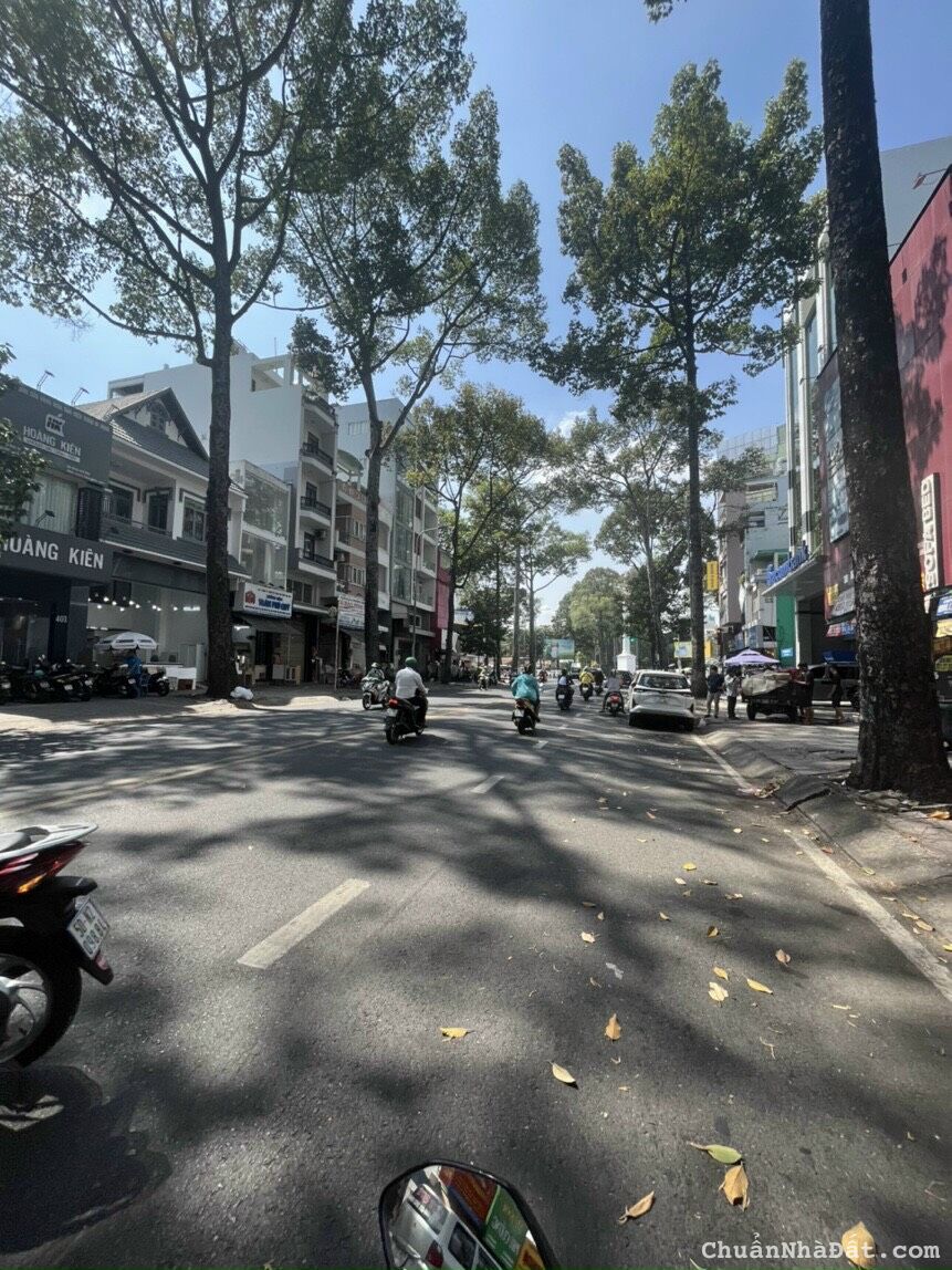 Bán 3 tầng MT đường Trịnh Công Sơn, 11 phòng, dòng tiền 20 triệu/tháng. DT 78m2, giá 8.8 tỷ Bán 3 tầng MT đường Trịnh Công Sơn, 11 phòng, dòng tiền 20 triệu/tháng. DT 78m2, giá 8.8 tỷ