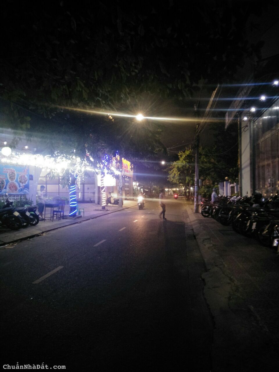 Cho thuê nhà hàng mặt tiền Bế Văn Đàn, bề ngang tới 18m