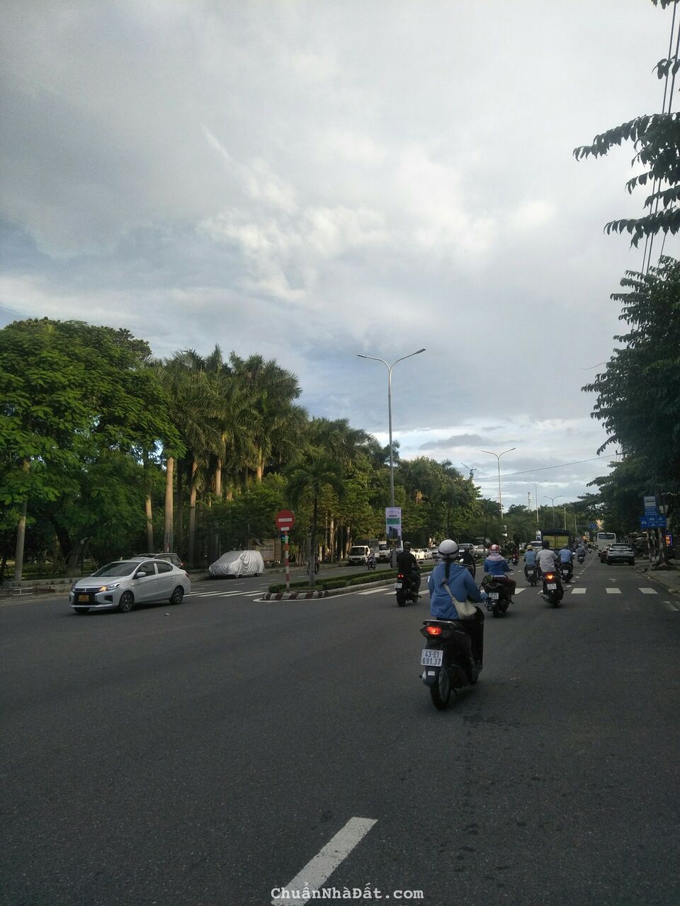 Cho thuê nhà mặt tiền 2 tầng đường Nguyễn Tri Phương