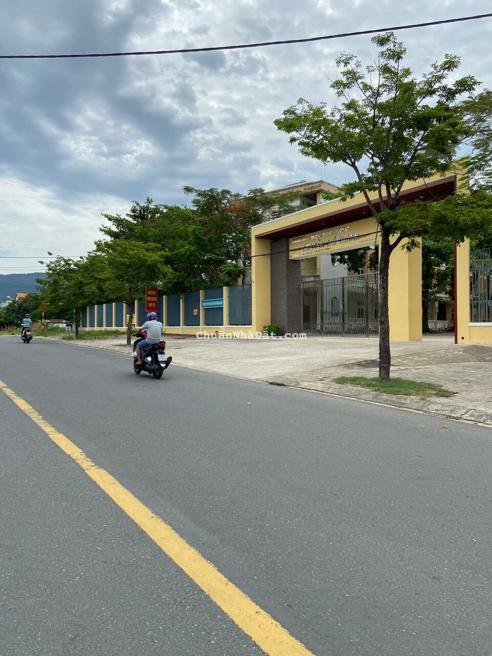 Bán đất biển 130m2 Trần Duy Chiến, 10m5 gần chợ Mân Thái và gần trường học, Sơn Trà 8.5 tỷ Bán đất biển 130m2 Trần Duy Chiến, 10m5 gần chợ Mân Thái và gần trường học, Sơn Trà 8.5 tỷ