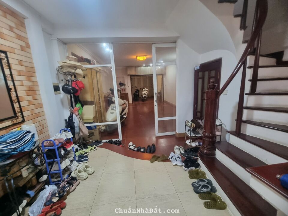 Nhà nguyên căn 5T Chùa Láng Đống Đa Hà Nội