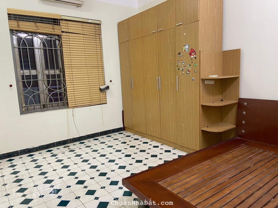 Nhà 5T ngõ 68 Cầu Giấy Dịch Vọng Hà Nội