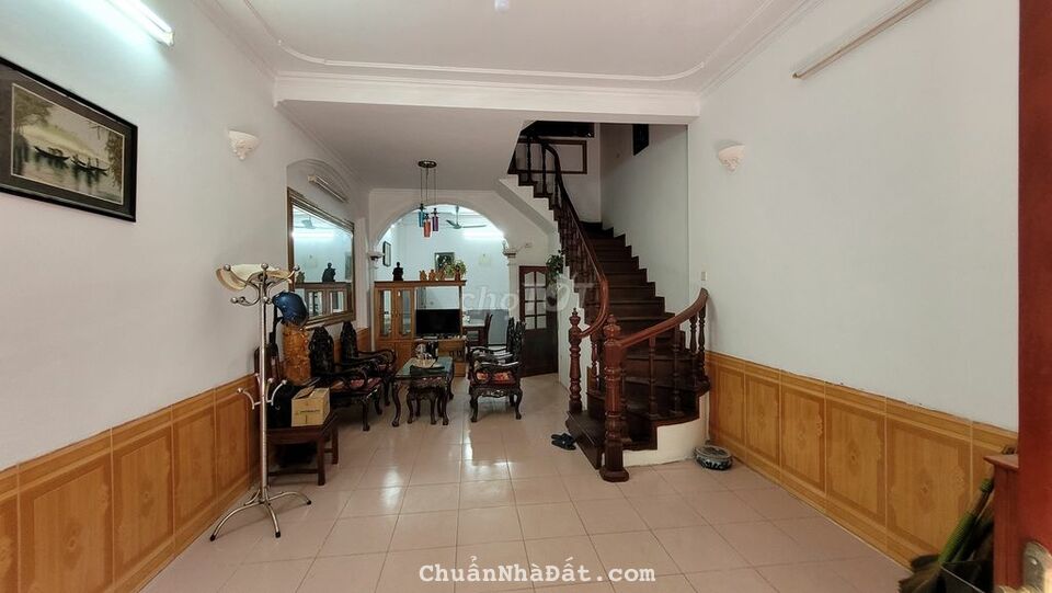 Cho thuê nhà mới xây Phan Kế Bính Ba Đình Hà Nội