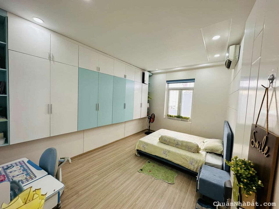 Khu VIP kinh doanh đa ngành, hẻm oto thông thoáng, Hoàng Hoa Thám, phường 7, 175m2, 3 tầng Khu VIP kinh doanh đa ngành, hẻm oto thông thoáng, Hoàng Hoa Thám, phường 7, 175m2, 3 tầng