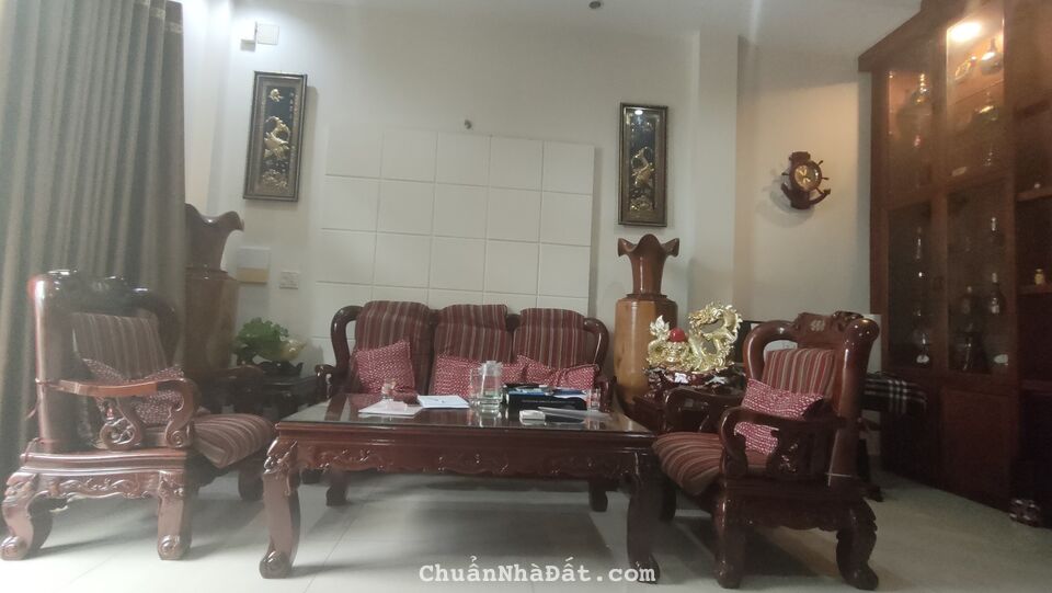 Nhà phố tăng nhơn phú B, Diện tích 100m, 3 tầng giá tốt