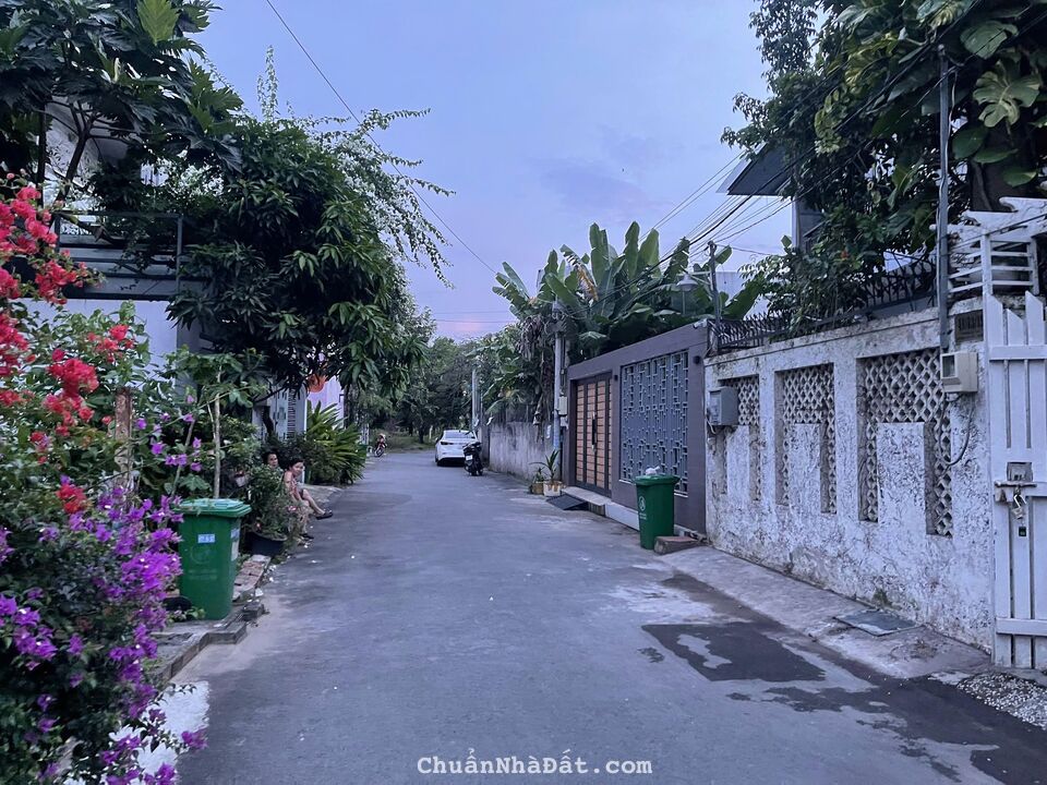 Lô đất hxh đường gò cát phú hữu DT 152m vị trí đẹp Lô đất hxh đường gò cát phú hữu DT 152m vị trí đẹp