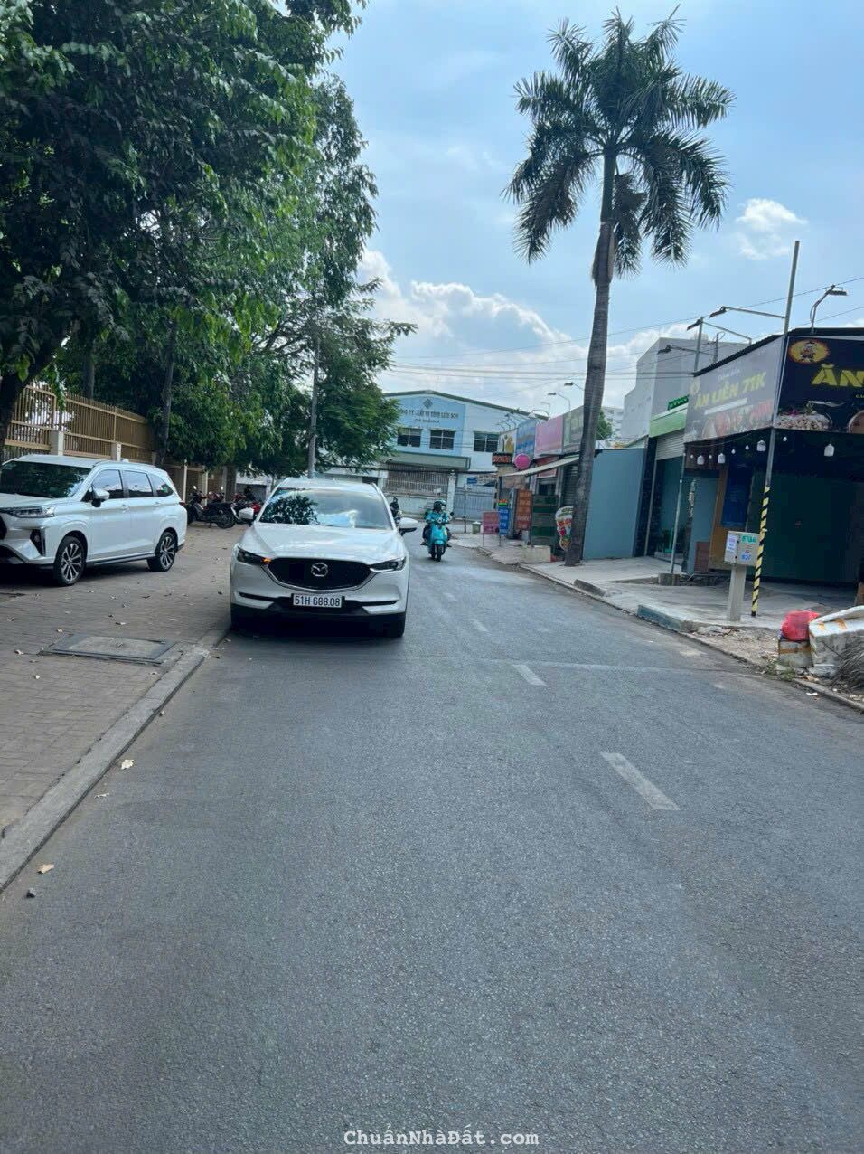 Lô đất mặt tiền đường trương văn hải DT 137m vị trí víp kinh doanh tốt