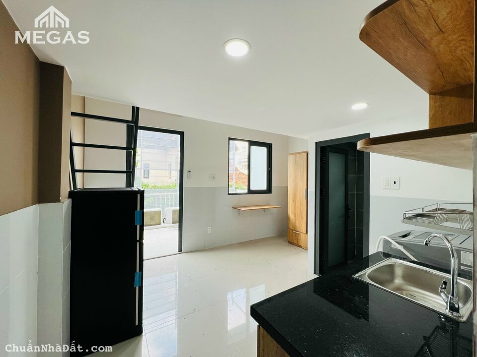 Cho Thuê Căn Hộ- Gác Cao - Cửa Sổ Lớn - Full Nội Thất - Máy Giặt Riêng - Ngay Bệnh Viện Thống Nhất