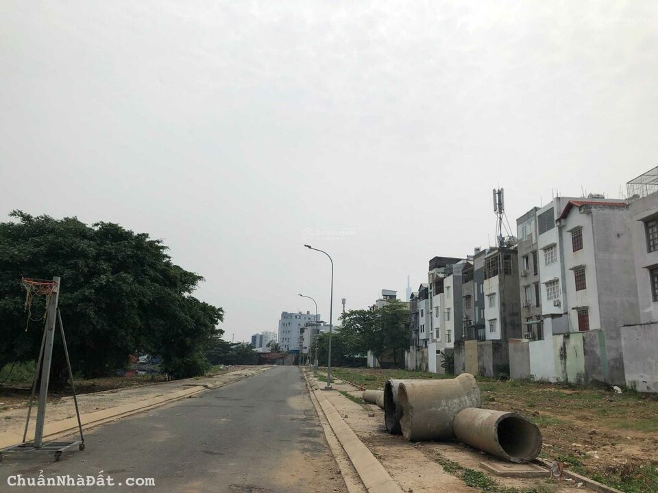 Mở bán đất Nguyễn Xí  Bình Thạnh ngay sau VinCom. DT 60m2. giá 1,9tỷ, có sổ hồng, ưu đãi giảm 100Tr