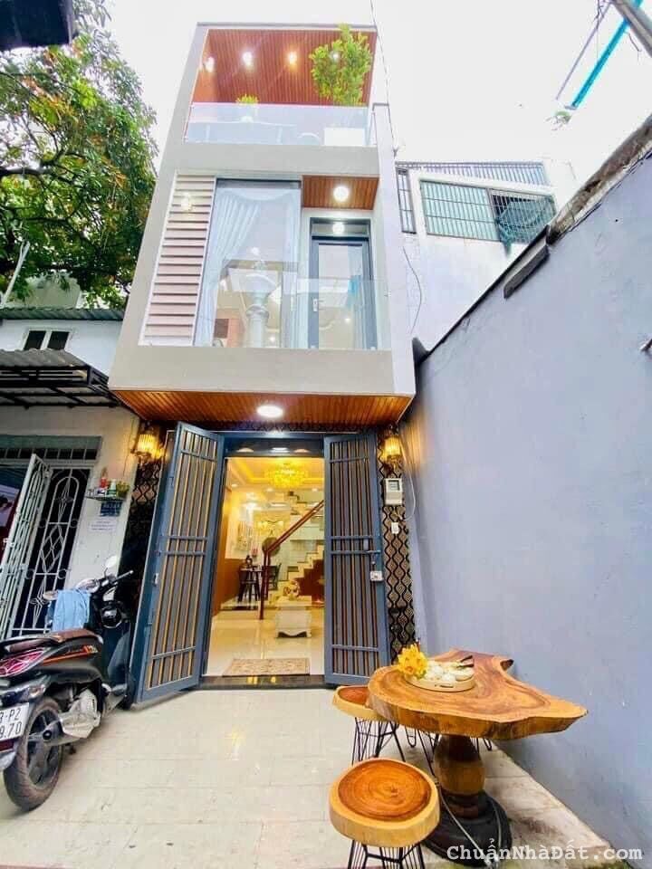 Bán gấp nhà ngợp thật sự đường số 14, phường 8, quận Gò Vấp diện tích 28,1m2