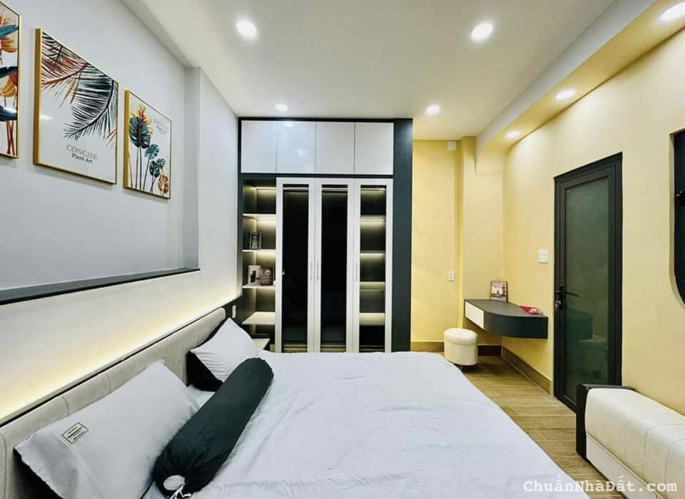 Nhà hẻm xe hơi giá 4tỷ490 đường Trường Sa, phường 13, quận 3 diện tích 66,7m2 Nhà hẻm xe hơi giá 4tỷ490 đường Trường Sa, phường 13, quận 3 diện tích 66,7m2