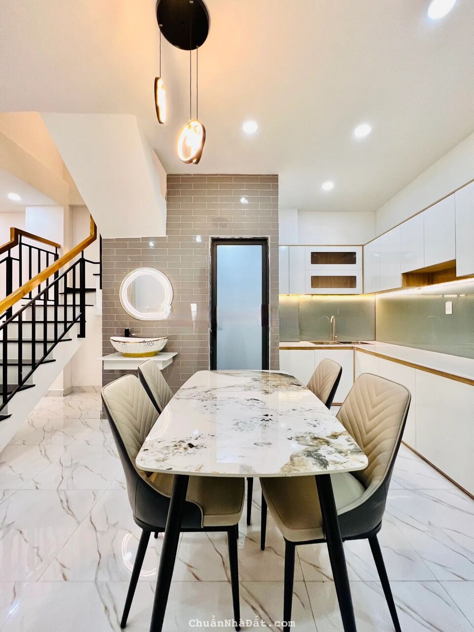 Giảm từ 2tỷ9 còn 2tỷ530 nhà đường Trần Hữu Trang, p10, Phú Nhuận diện tích 63,8m2 Giảm từ 2tỷ9 còn 2tỷ530 nhà đường Trần Hữu Trang, p10, Phú Nhuận diện tích 63,8m2