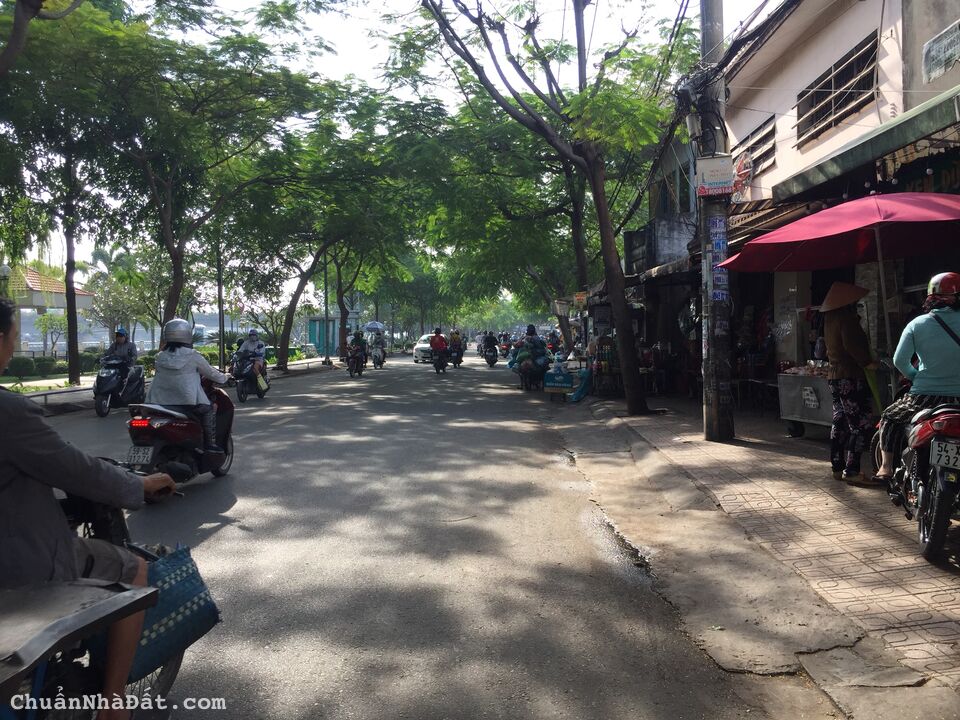 Kẹt tiền bán gấp đất 1tỷ860 80m2 đường Tầm Vu, phường 26, quận Bình Thạnh, có sổ sẵn sang tên ngay Kẹt tiền bán gấp đất 1tỷ860 80m2 đường Tầm Vu, phường 26, quận Bình Thạnh, có sổ sẵn sang tên ngay