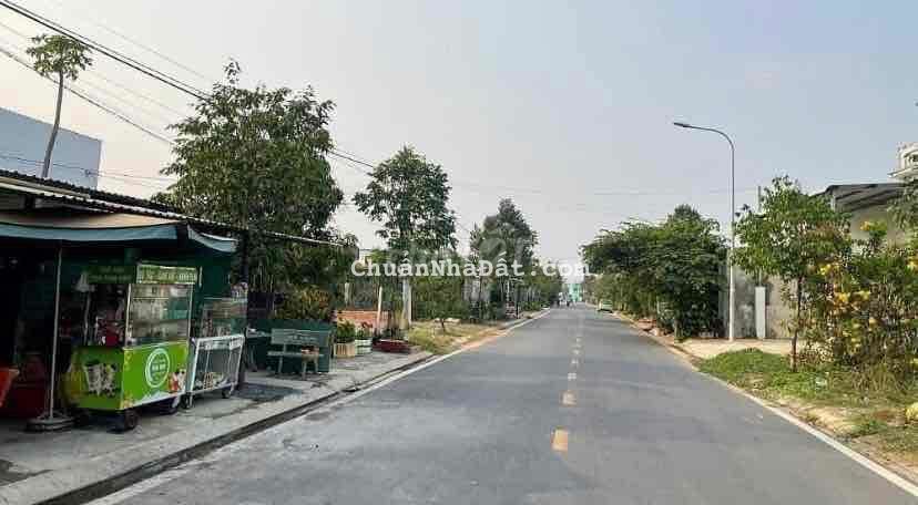 Em bán đất Cách Hùng Vương 50m thôi  - 178m2 ngang 5 , giá  420tr - Shr , full thổ cư  - cách Dt782