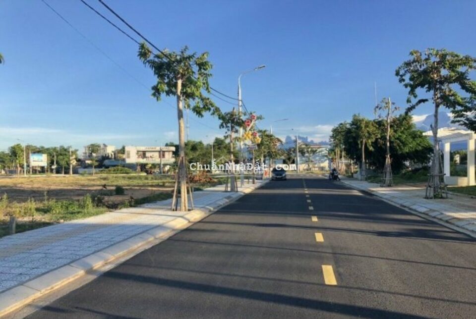 Bán cắt lỗ đất Khu đô thị số 4chir 1,65 tỷ/165m2