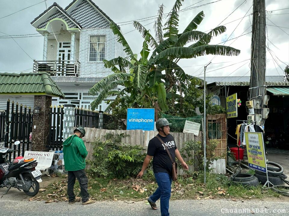 750 TRIỆU: 133,6m2 đất lộ nhựa 5,5m cách Căn Nhà Màu Tím