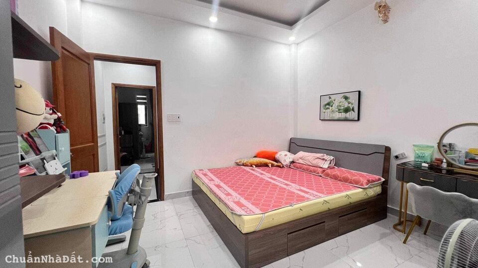 Bán gấp HXH Đường 18B – Bình Tân, 53m2 – 4 tầng nhỉnh 5 tỷ