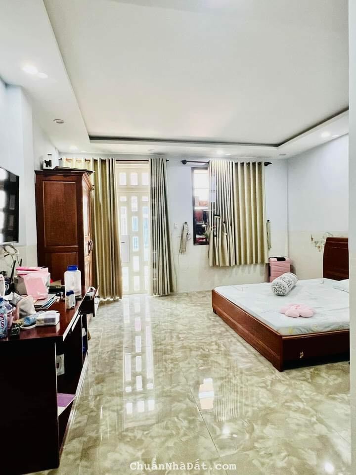 Hẻm 8M thông đường 18B - Bình Tân, ( 5Mx 15M) 4 TẦNG NHỈNH 6 TỶ