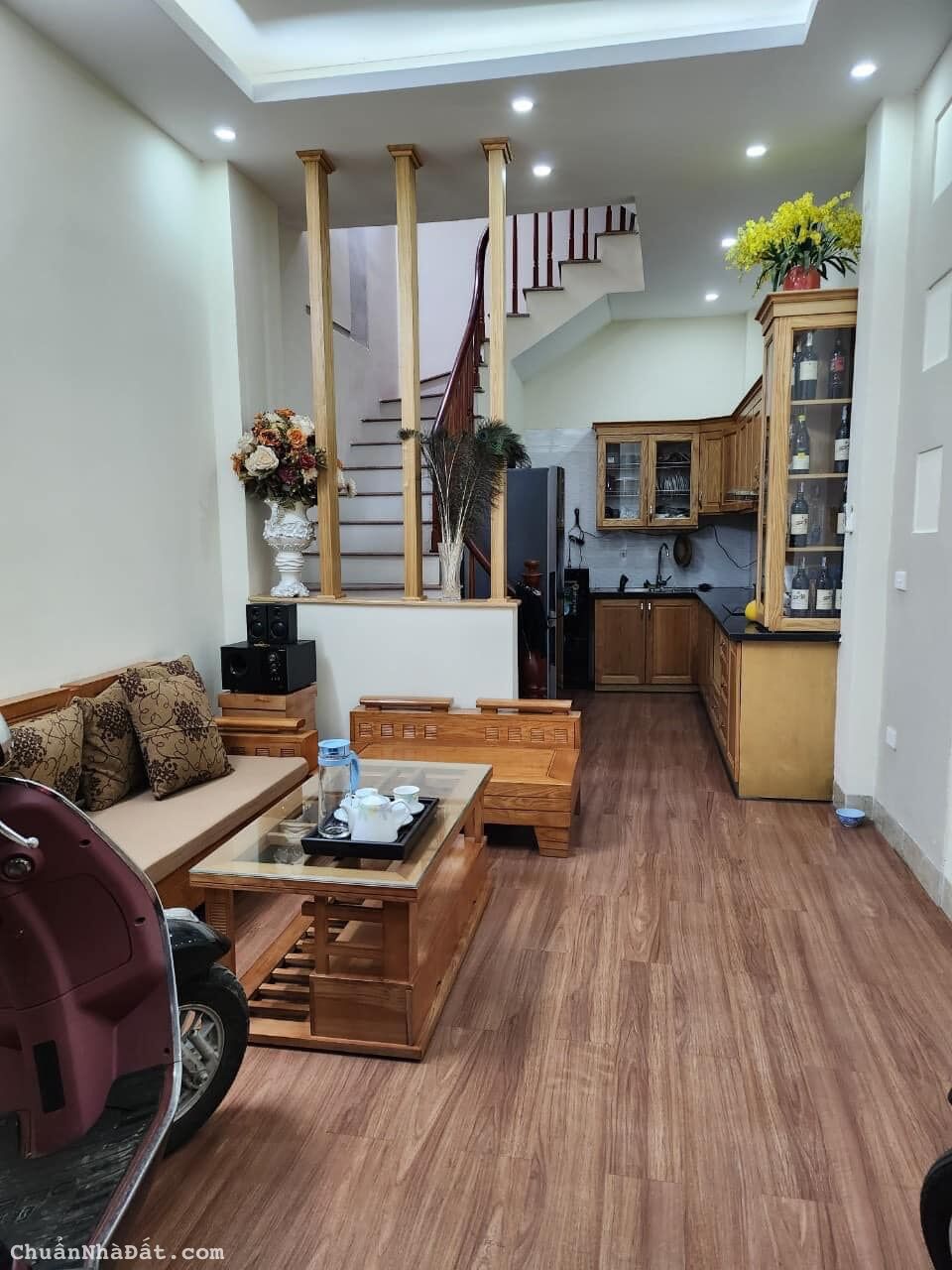 CHỈ 3.6 TỶ CÓ NHÀ HOÀNG QUỐC VIỆT - DIỆN TÍCH 33M2 x 4 TẦNG. CHỈ 3.6 TỶ CÓ NHÀ HOÀNG QUỐC VIỆT - DIỆN TÍCH 33M2 x 4 TẦNG.