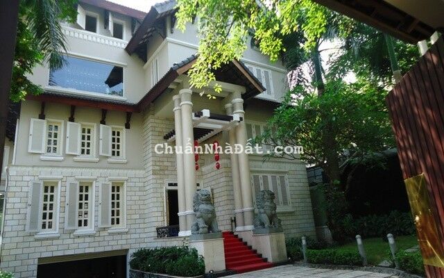 Bán Biệt thự Nguyễn Văn Đậu, Bình Thạnh. 8m x 32m, CN 243m2 giá 25,5 tỷ Bán Biệt thự Nguyễn Văn Đậu, Bình Thạnh. 8m x 32m, CN 243m2 giá 25,5 tỷ