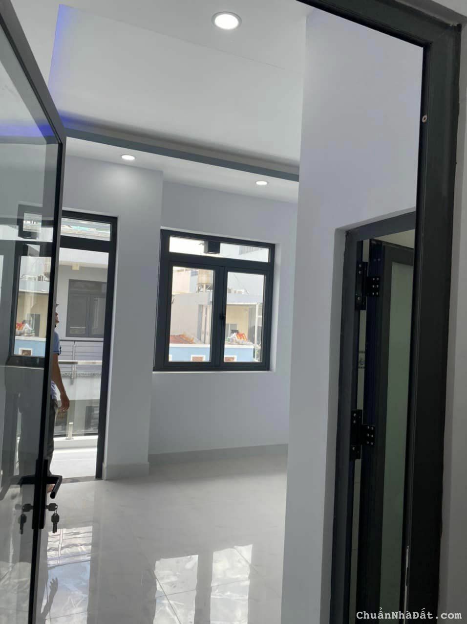 Mặt tiền đường số 3. Phường Tân Phú Q7. Trệt 3 lầu, 4m x 10m. 5pn 4wc. 8,9 tỷ Mặt tiền đường số 3. Phường Tân Phú Q7. Trệt 3 lầu, 4m x 10m. 5pn 4wc. 8,9 tỷ